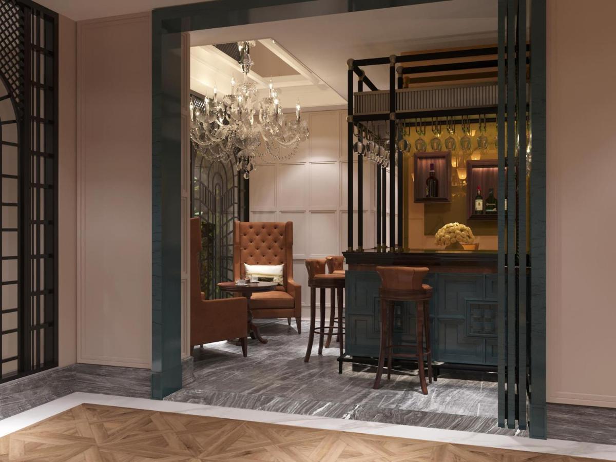 Grand Hotel Du Lac هانوي المظهر الخارجي الصورة The bar at the hotel