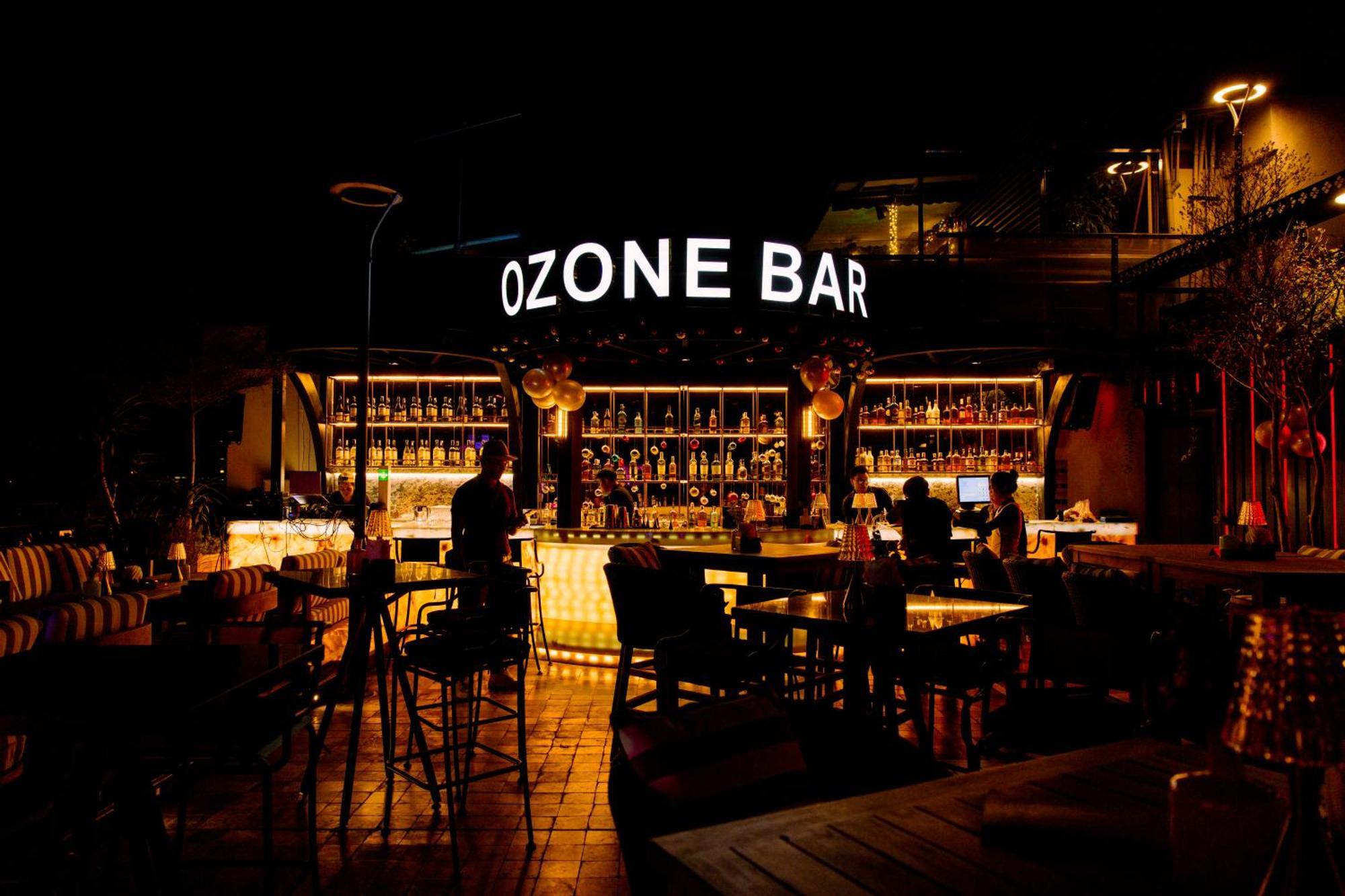 Grand Hotel Du Lac هانوي المظهر الخارجي الصورة Ozone Bar